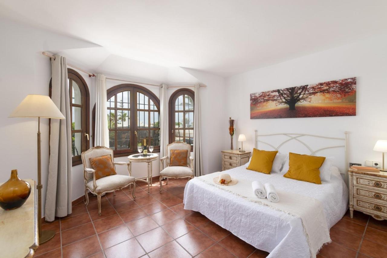 Villa Nikki By Villa Plus Puerto del Carmen  Exteriör bild