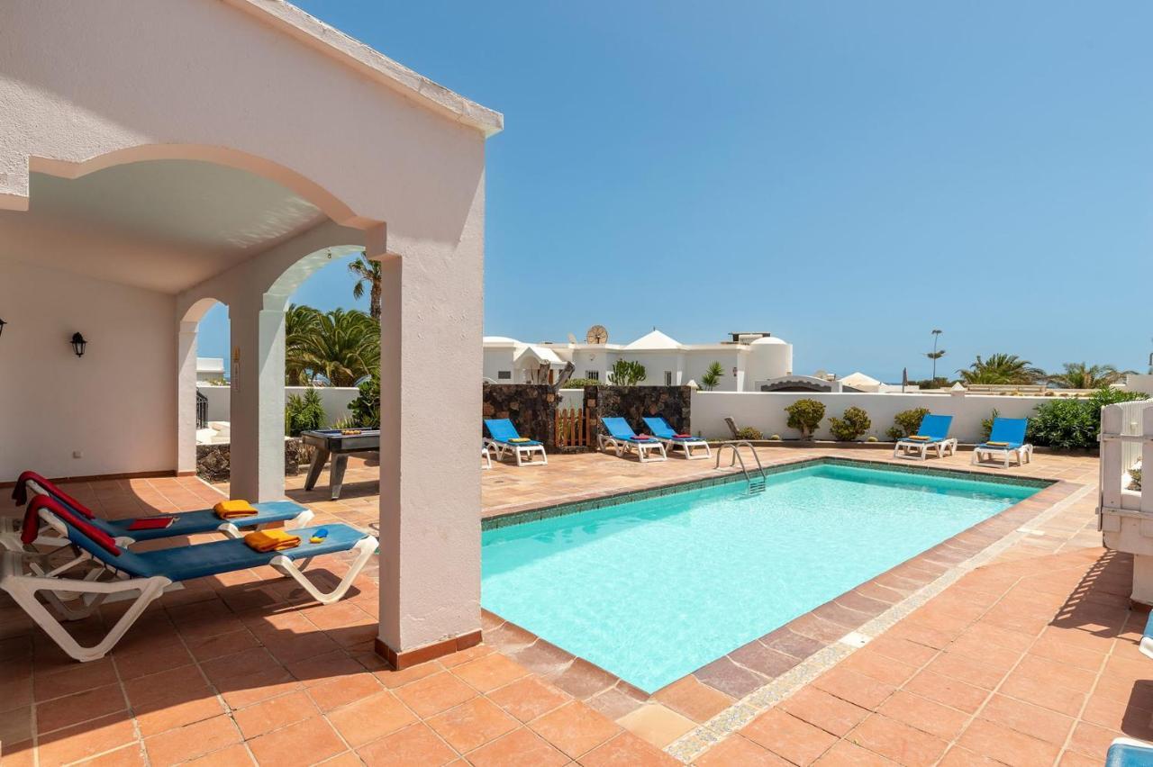 Villa Nikki By Villa Plus Puerto del Carmen  Exteriör bild